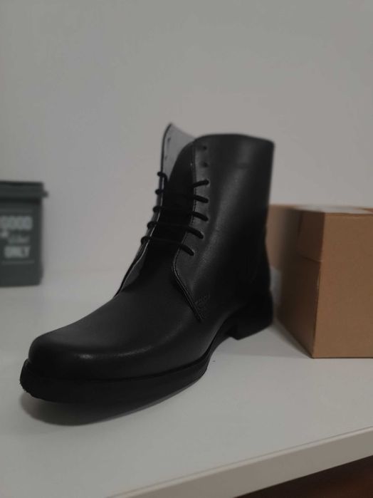 Ghete piele marime 41-42