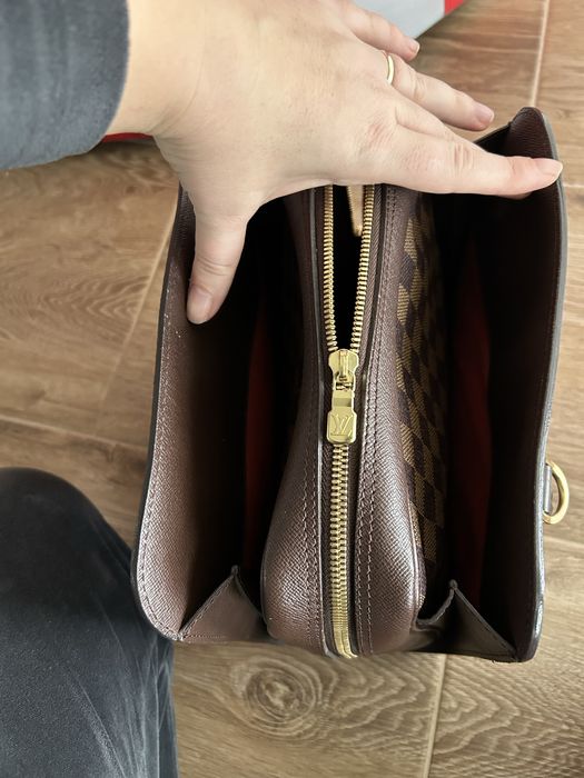 Geanta Louis Vuitton