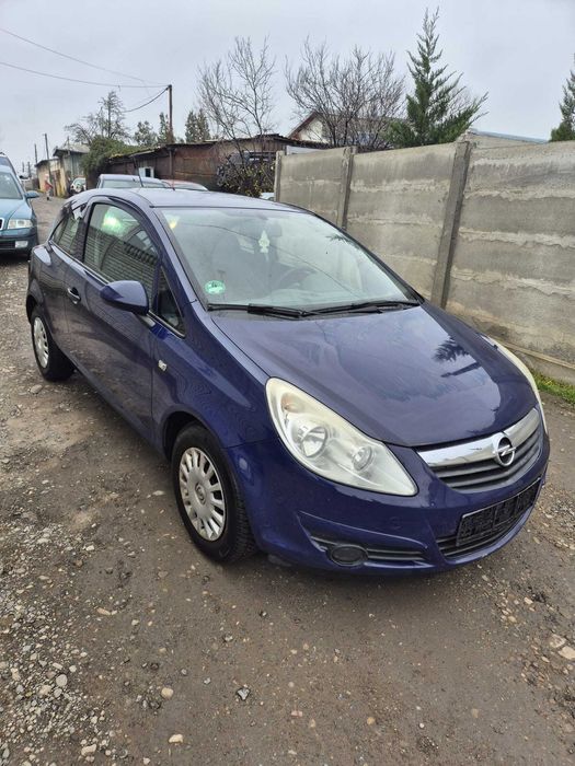 Dezmembram Opel Corsa D Coupe bara/aripa