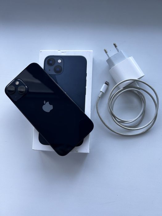 Продам Iphone 13 128g