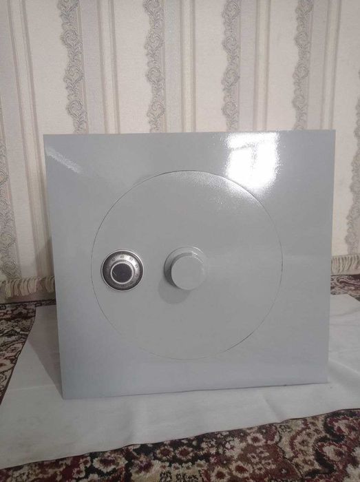 Сейф метолический