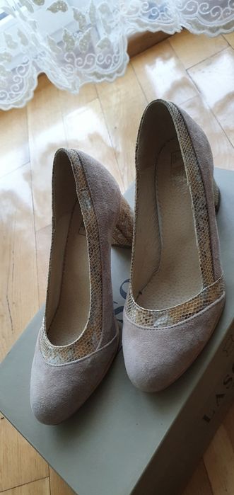 Pantofii dama toc