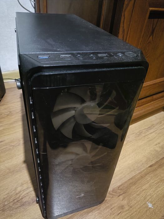 Продаю корпус ПК