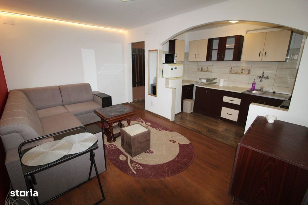 Vând apartament 3 camere în Hunedoara, Micro6-Batiz/Profi, 44mp — fotografia 3