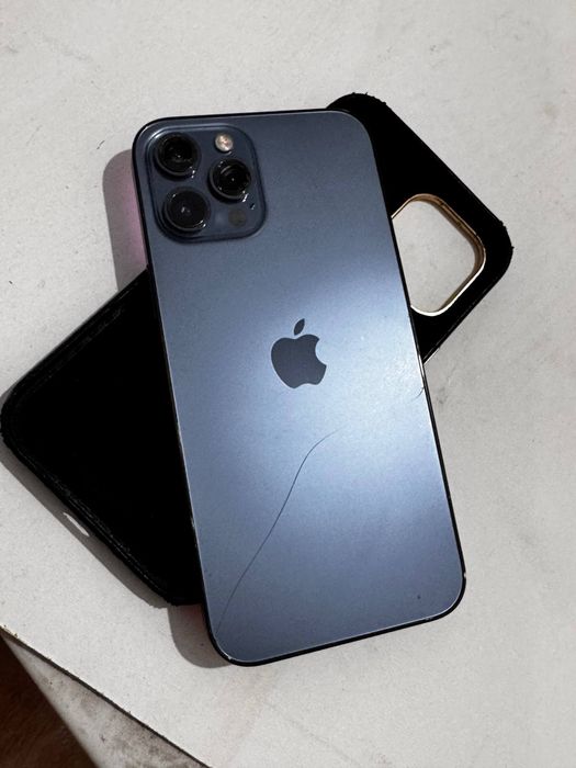 Продам iphone 12 pro Max 256гб