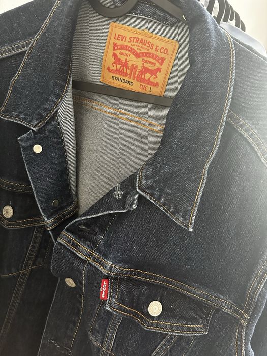 ЧИСТО НОВО Яке Levi’s