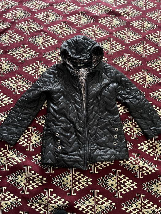 Жеңіл женский куртка сатылады