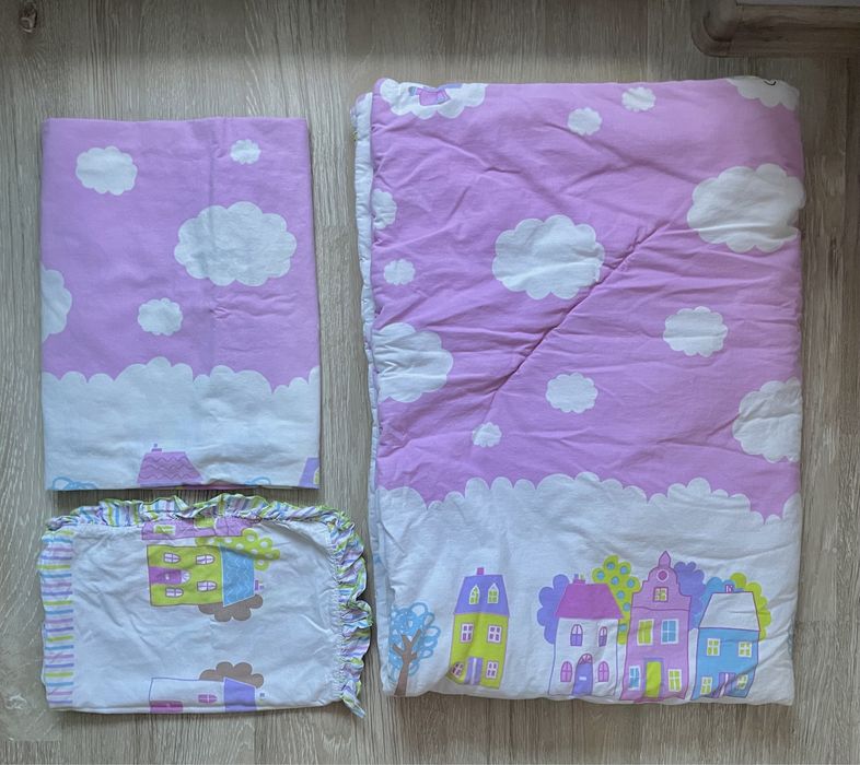 Комплект за бебешка кошара с олекотена завивка