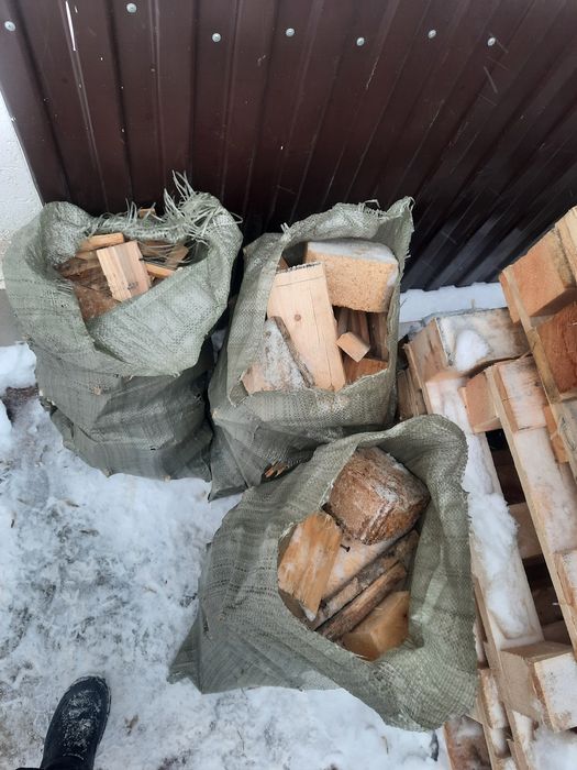 Продам обрезки на дрова