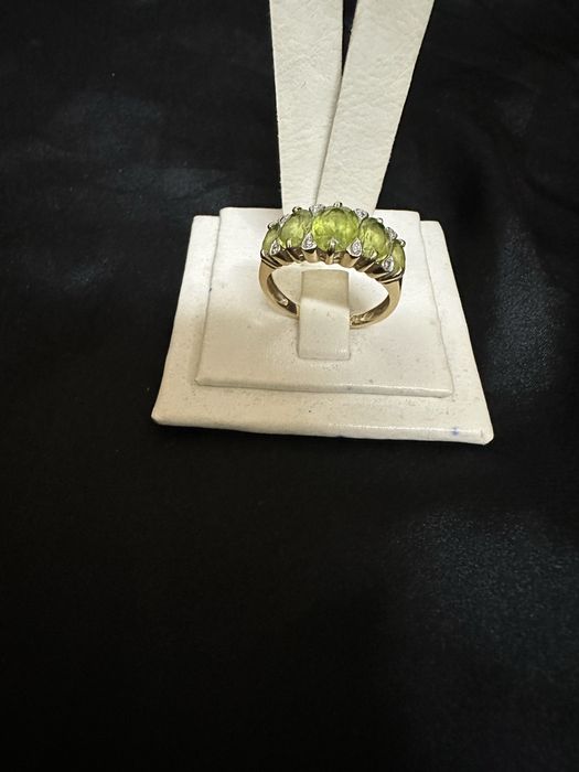 Inel din aur de 14k cu peridot si diamante