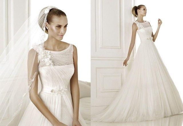 rochie de mireasa PRONOVIAS STYLE "BERMELLON'' marimea 36-38