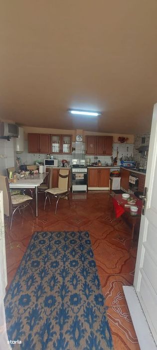 Casă cu teren generos – Zona Stadion - Delfinariu | 500 mp | 2 corpuri