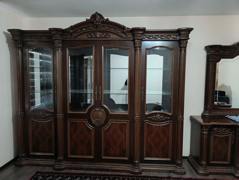 Продается гостивой мебель