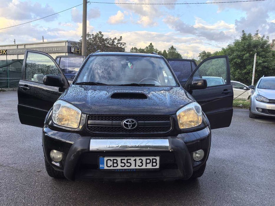 Продава Toyota RAV 4