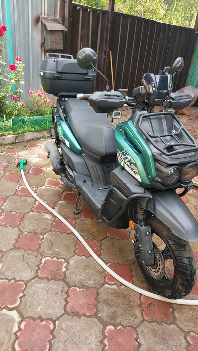 Продам мопед танк!