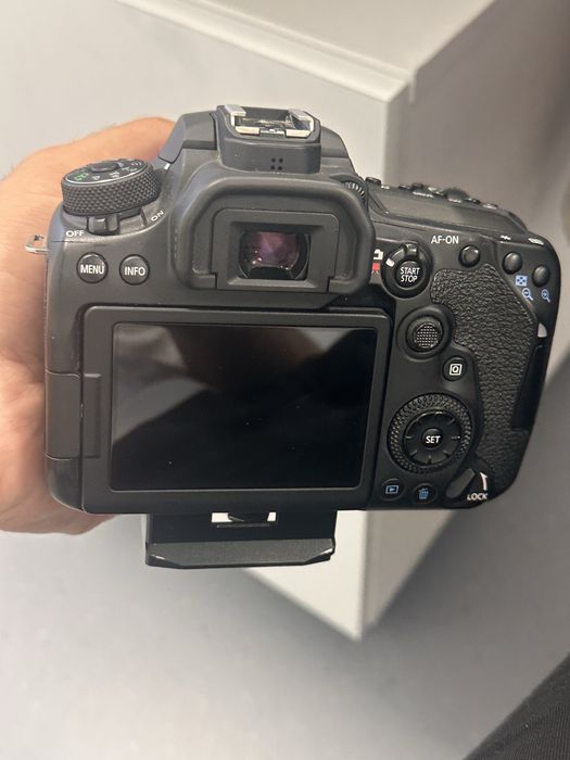 Cenon 90d yangi aparat