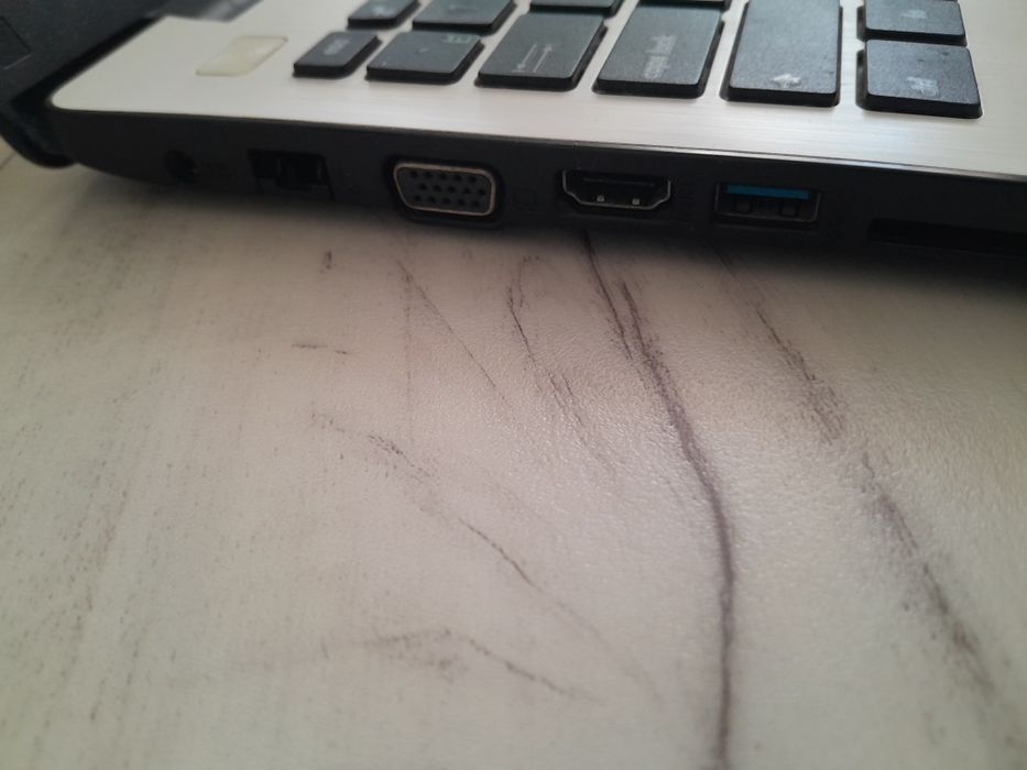 Ноутбук Asus продам