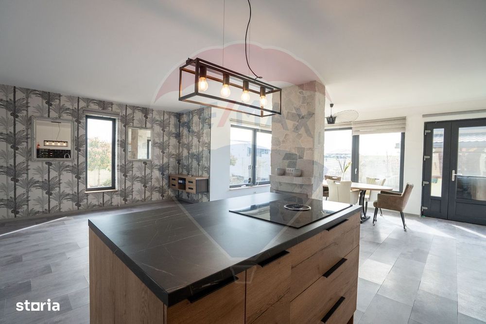 De vânzare casǎ 4 camere Grigorescu 2