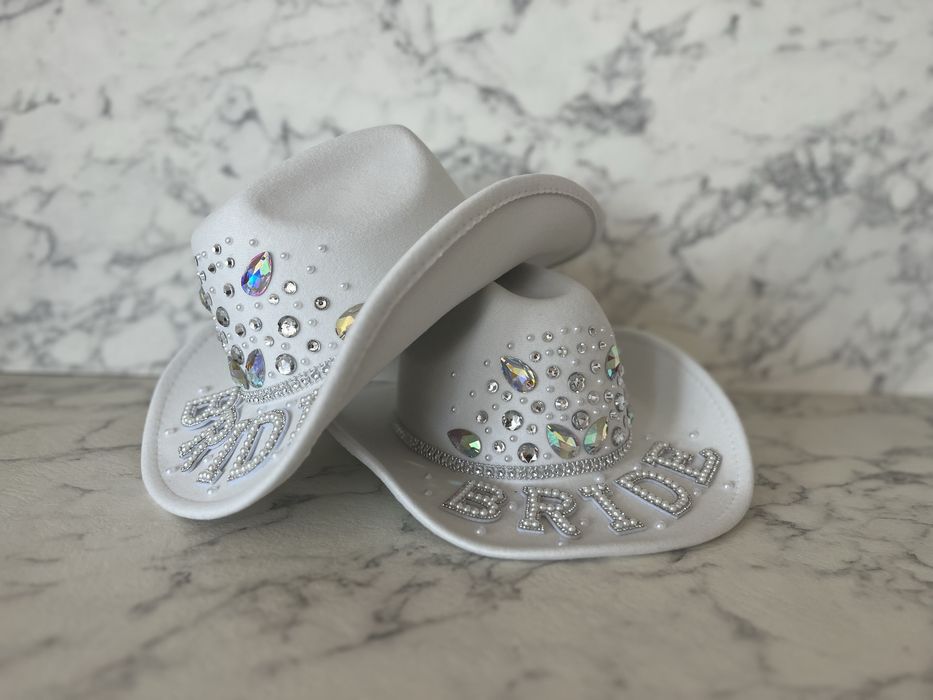 Моминско парти - шапка