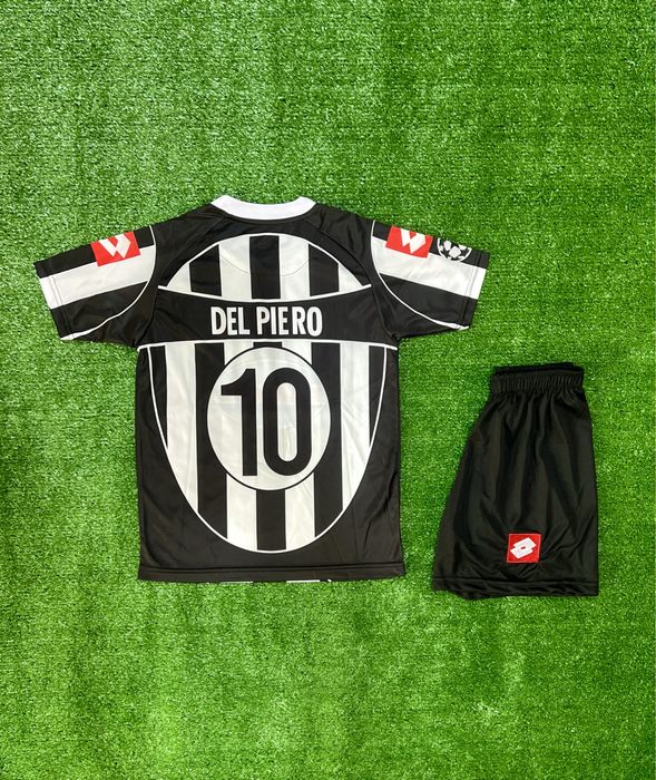 Ретро детски футболвн к-т на Дел Пиеро/Ювентус/Del Piero/Juventus