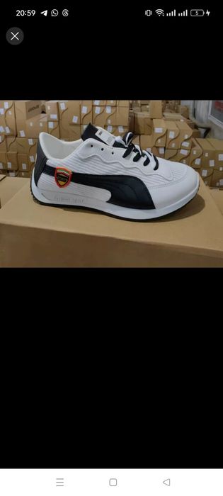 Кроссовки демисезонные