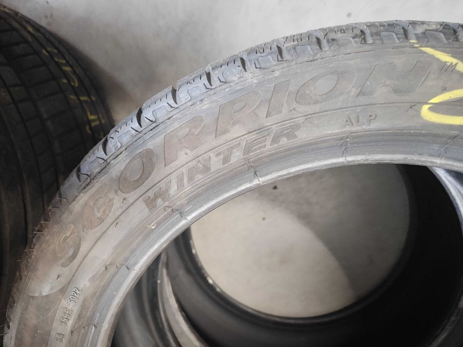 4бр.зимни гуми 235/50/20-255/45/20 Pirelli спорт пакет