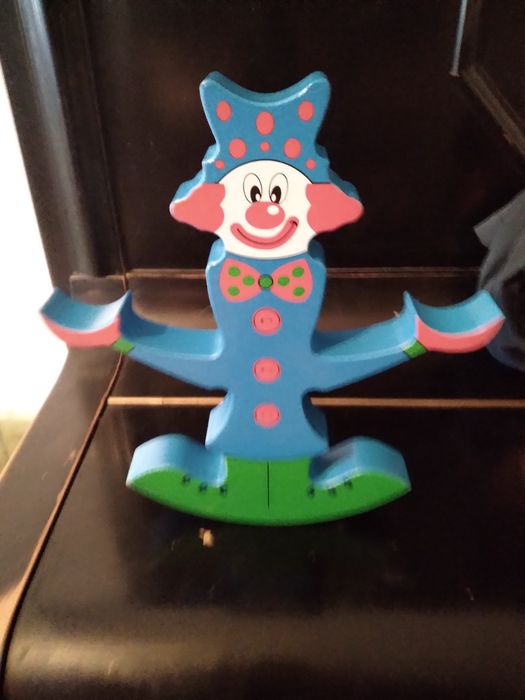 Продавам  различни детски играчки за бебета и деца