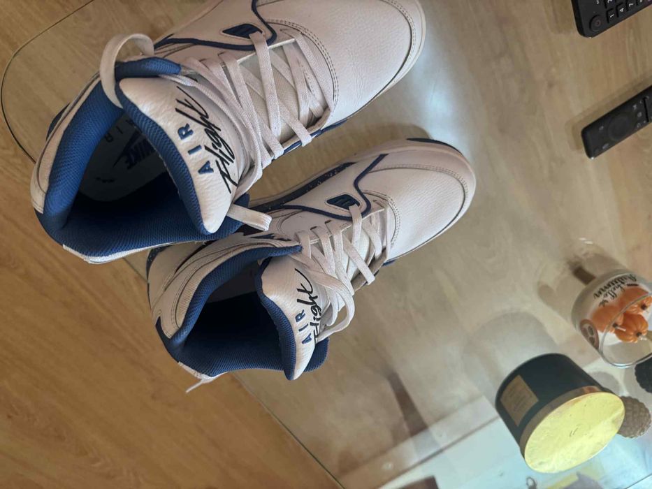 Нови оригинални Марaтонки 42 номер