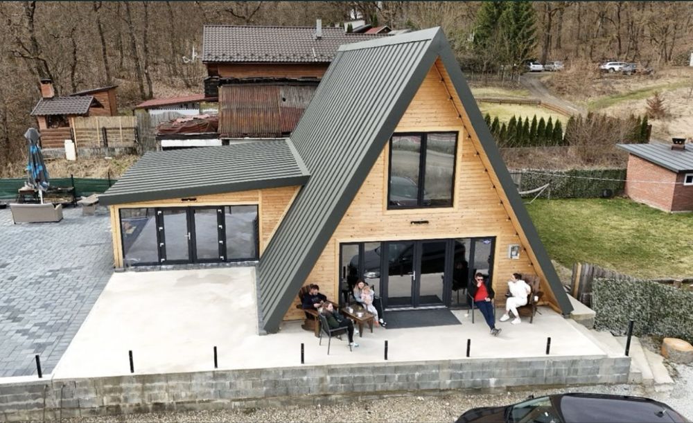 Cabane rustice de locuit