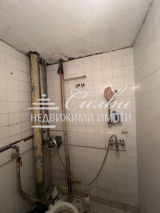 Продава се Едностаен апартамент в Шумен, Тракия - 37 кв.м за 696 €/кв.м - Снимка #6