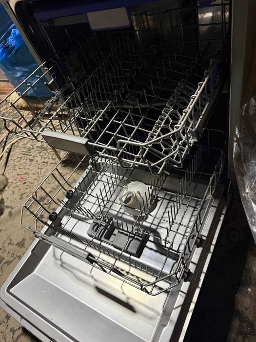 Посудомоечная машина Midea 60×60см - 3 уровня на всю семью