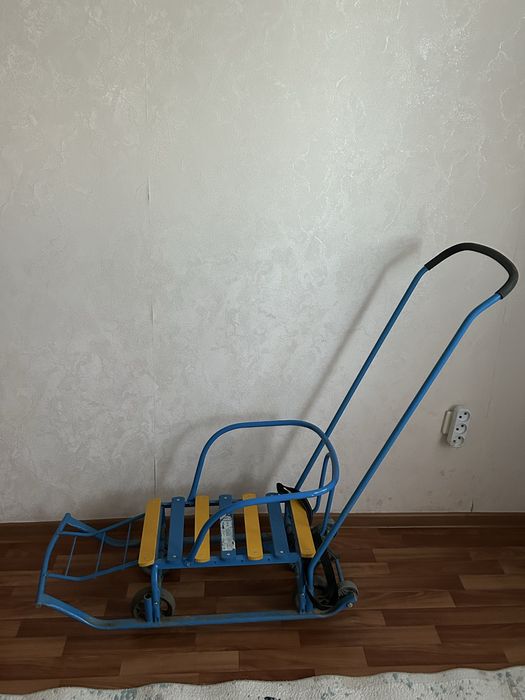Продам детские санки