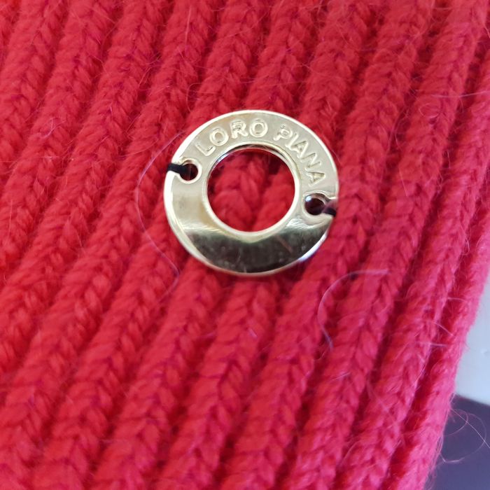 Set Caciua si fular L o r o P i a n a, lana, rosu