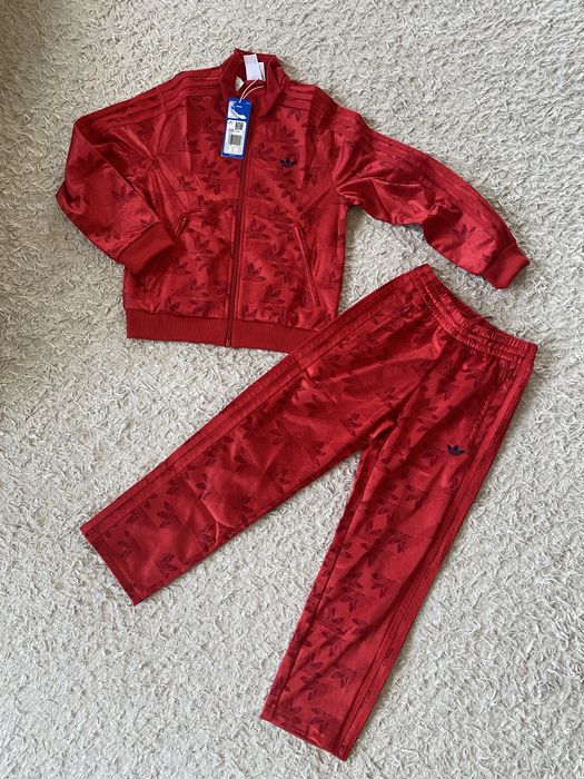 Adidas compleu penteu copi marime 128 7-8 ani