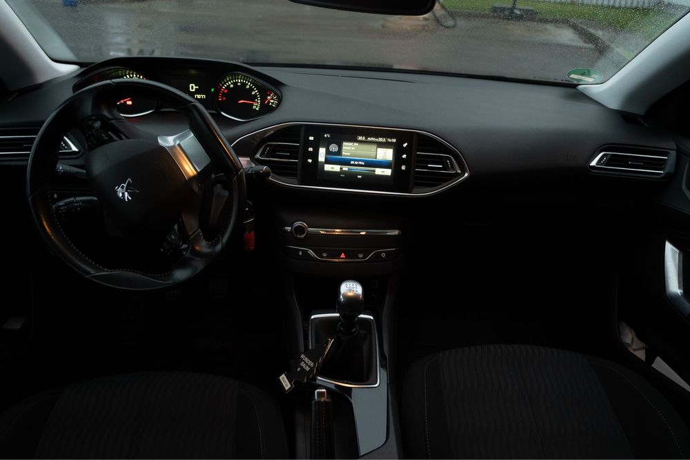 Peugeot 308 benzina