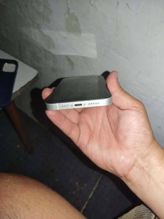iPhone 12 white 128