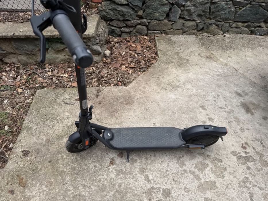Тротинетка Segway Ninebot F2 plus