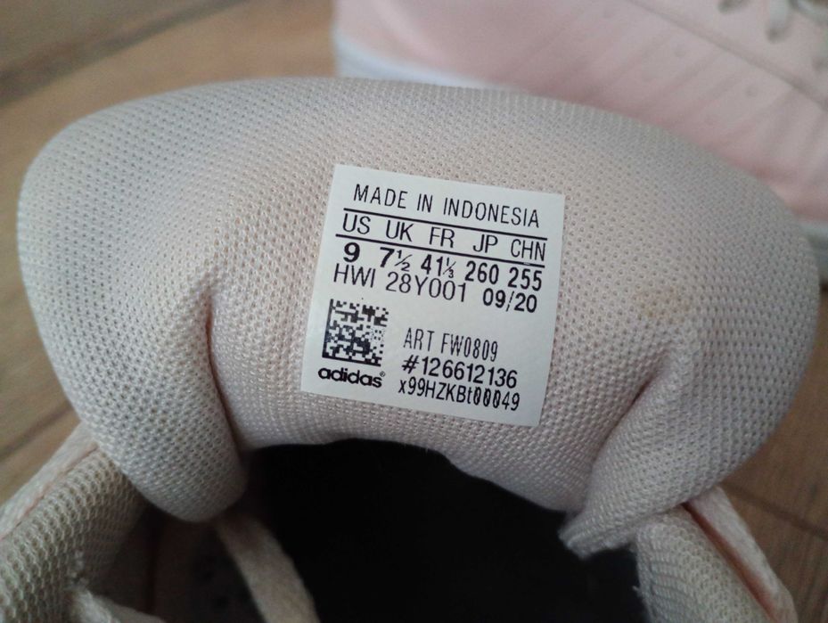 Маратонки Adidas 42 номер