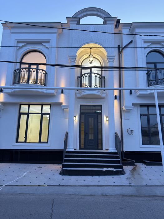 Продается таунхаус в мирзо улугбекском районе