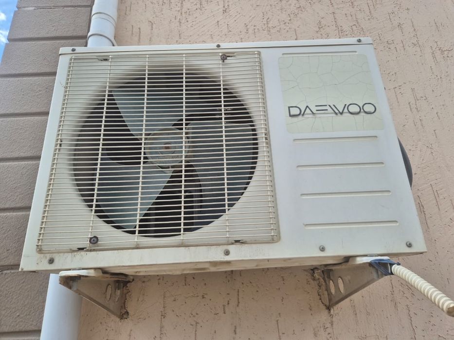 Кондиционер Daewoo сплит-система — рабочий