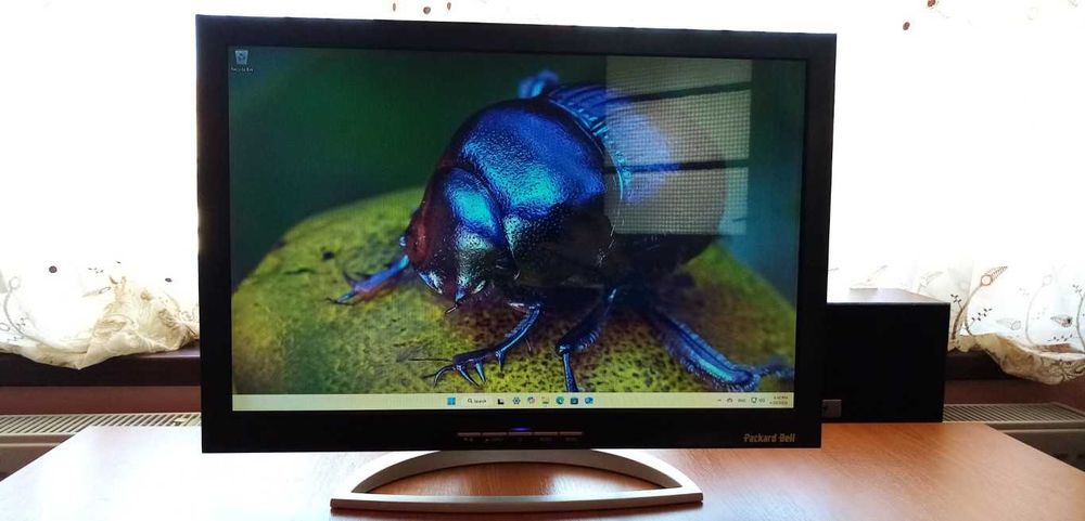 Monitor Packard Bell 220WDV 22" (Defect / Pentru piese / Proiect DIY)