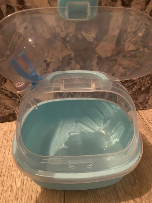 Новая клетка можно использовать как переноску торга нет