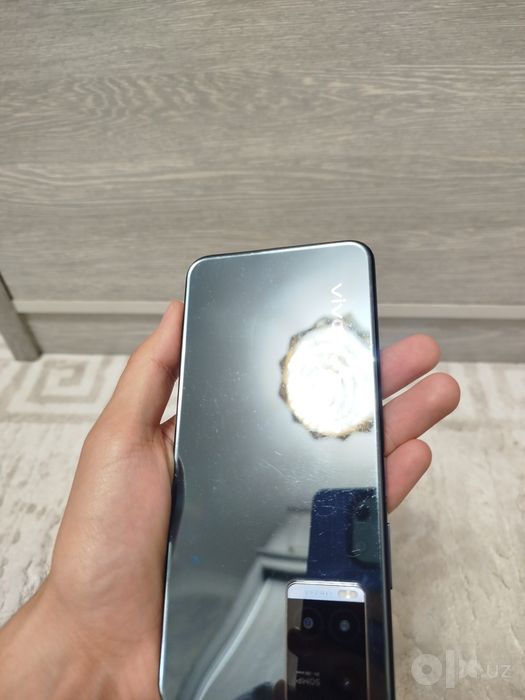 Vivo y 33s sotiladi