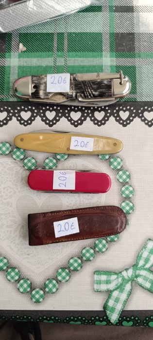 Продавам стари джобни ножчета