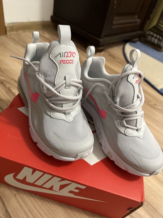 Vând Adidasi Nike Originali Dama