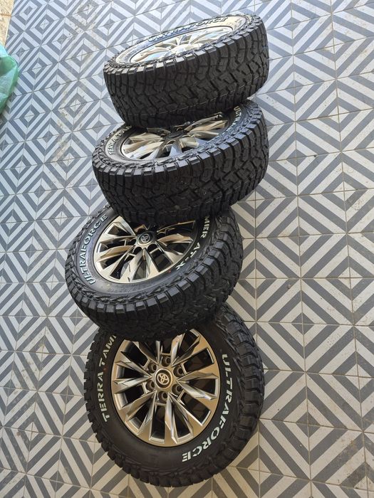 Комлект А/Т шин 265/65.R18