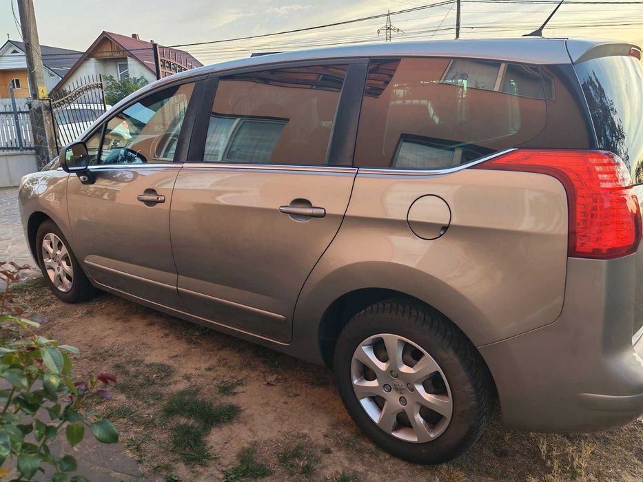 Peugeot 5008 1.6 HDI automat 2010