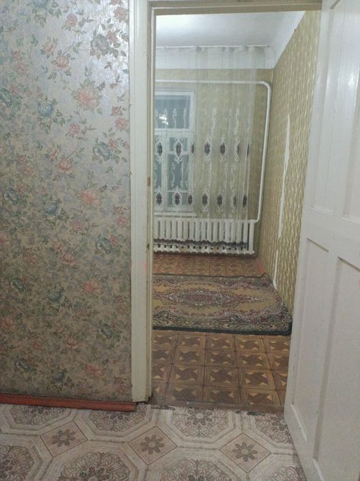 Продам 2ком квартиру В Центре .