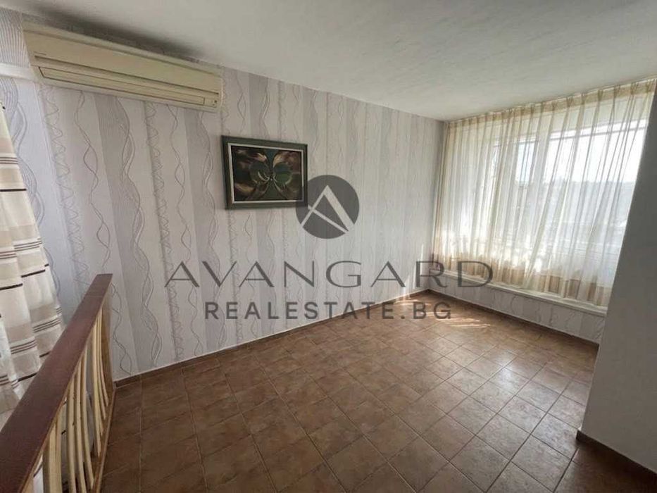 Продава се Тристаен апартамент в Пловдив, Тракия - 75 кв.м за 1054 €/кв.м - Снимка #2