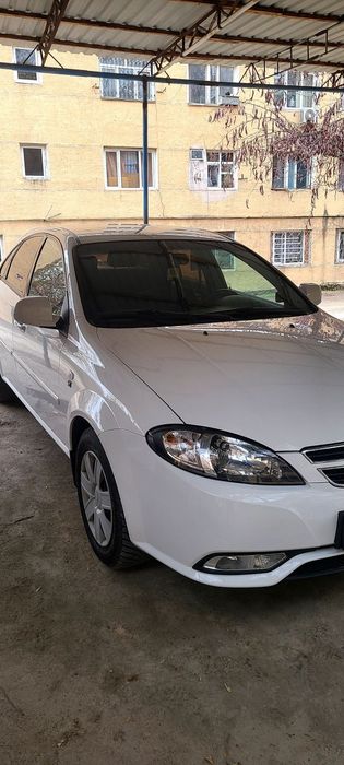 Жентра холати идеаль Бир одам минган